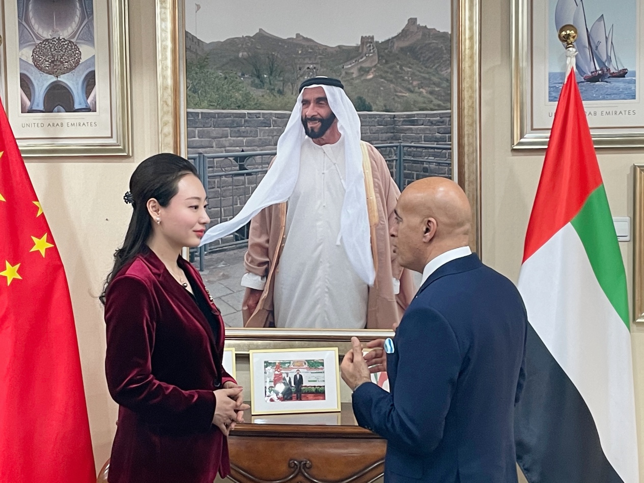 https://news.cgtn.com/news/2021-02-06/CGTN-exclusive-interview-with-UAE-Ambassador-to-China-Part-2-XEFcGEVaJW/img/4280e93de93640f1bd4ca2f06b04a7bc/4280e93de93640f1bd4ca2f06b04a7bc.jpeg